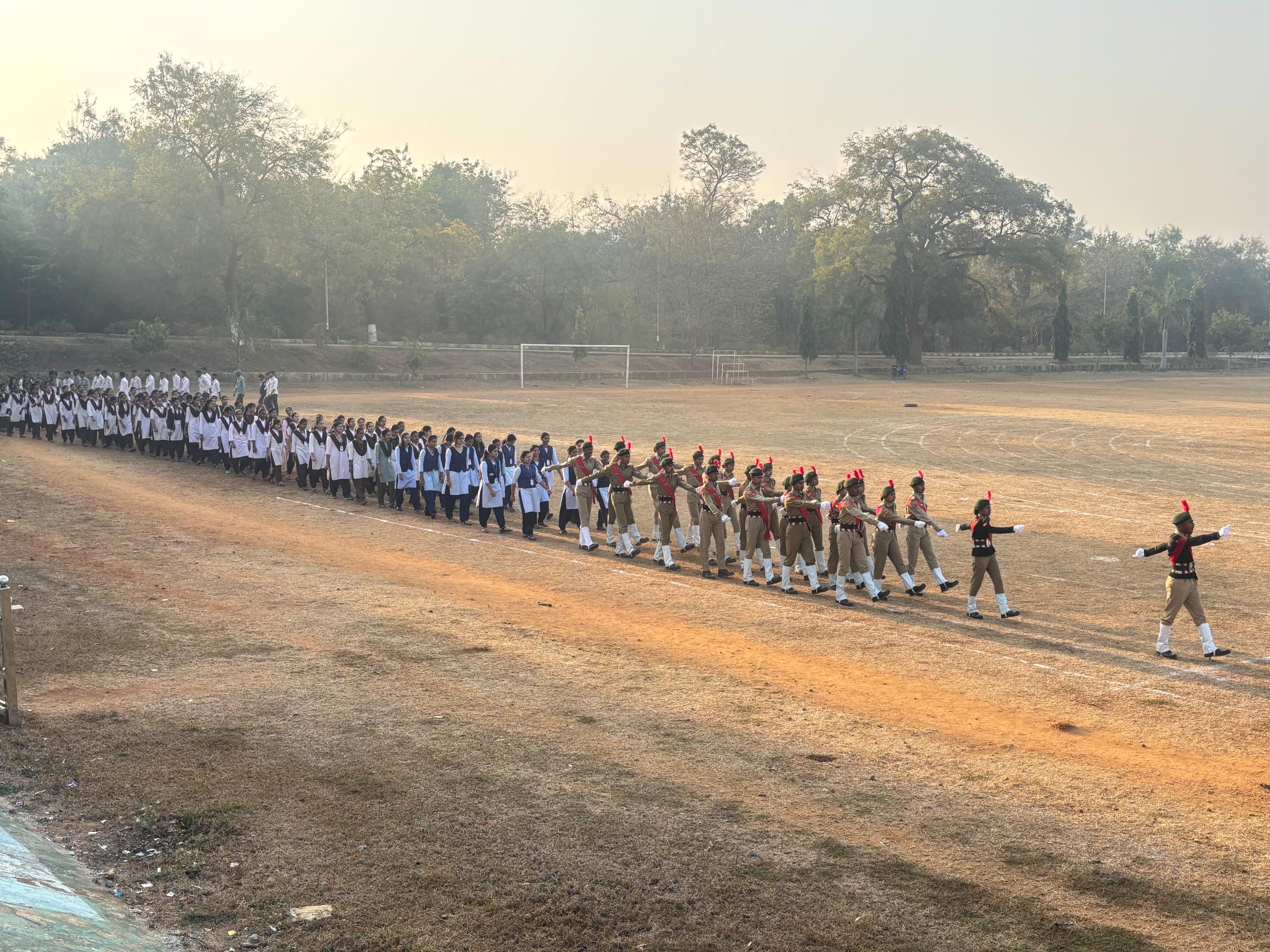 https://khariarcollege-new.s3.ap-south-1.amazonaws.com/public/campus-life/1753162012352-efe986b3972389bd1d29d7226439e43c.jpg