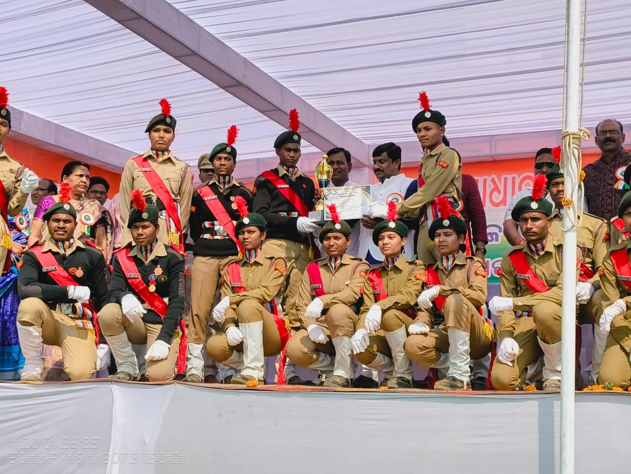 https://khariarcollege-new.s3.ap-south-1.amazonaws.com/public/campus-life/1753170969537-899eea2281b4e960f20ca84f19c8640a.jpeg